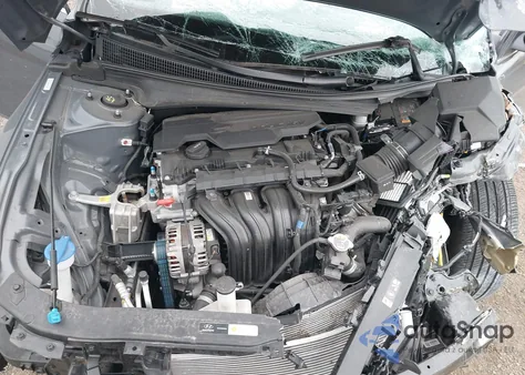 2024 Hyundai Elantra Sel z USA, uszkodzony, nr VIN KMHLS4DG4RU749052